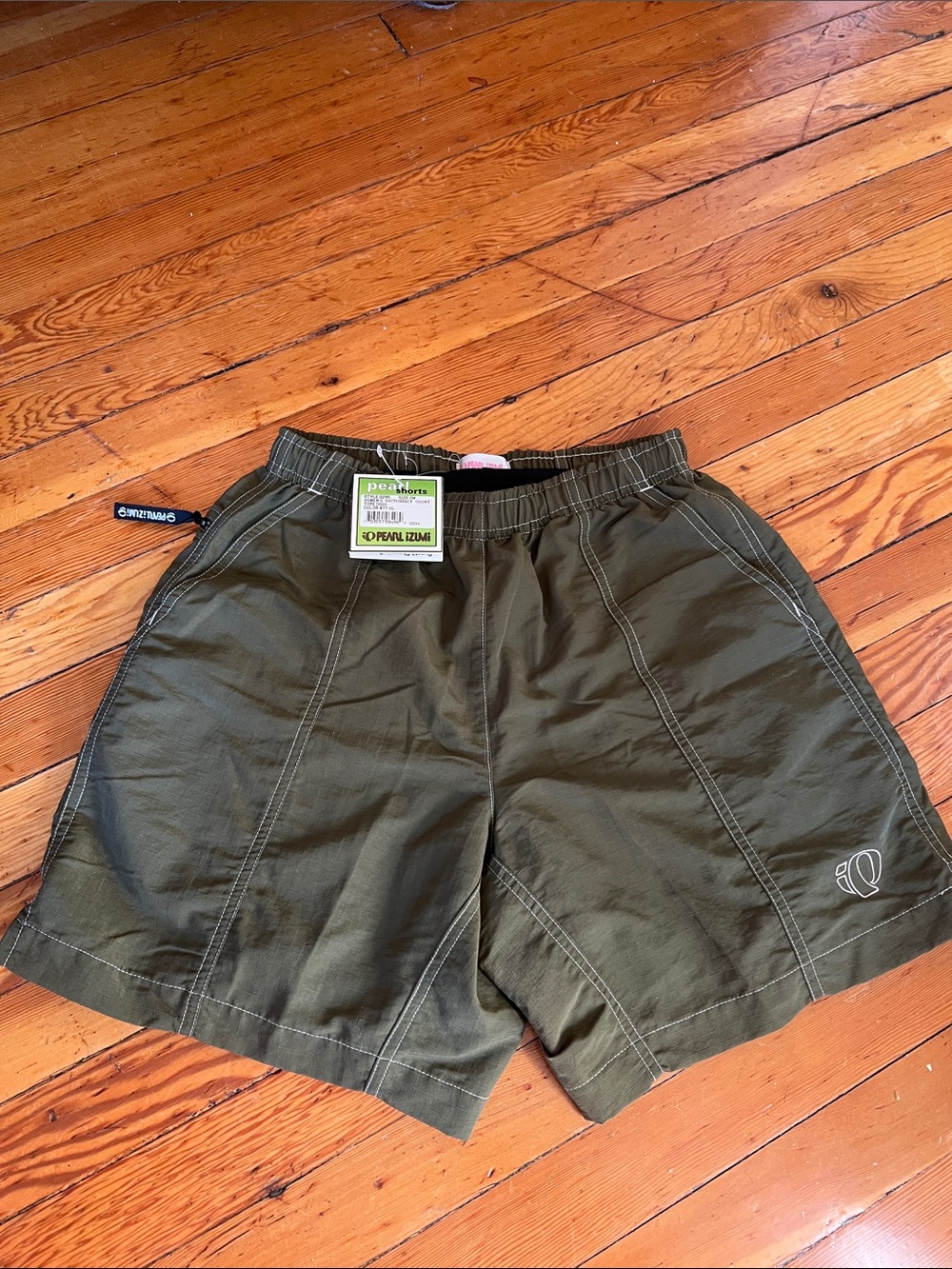 Vintage Pearl iZumi Women’s Olive Green Lined Shorts